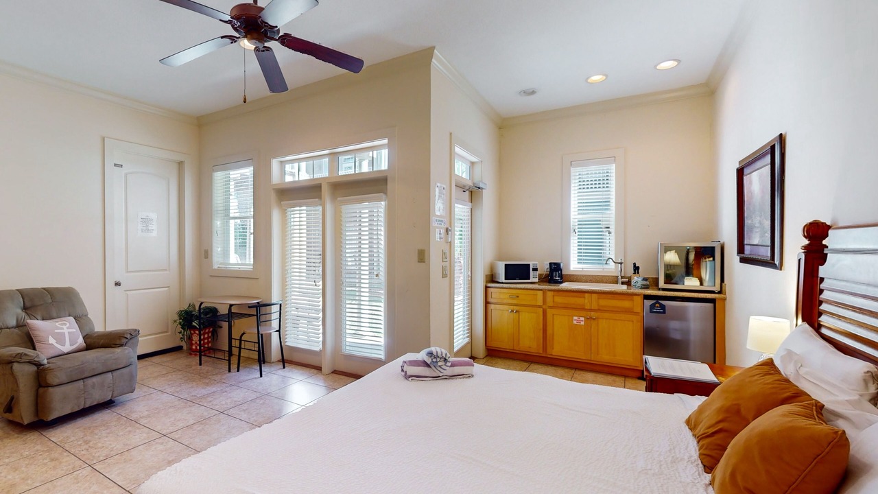 Photo of Bedroom in Crescent Beach