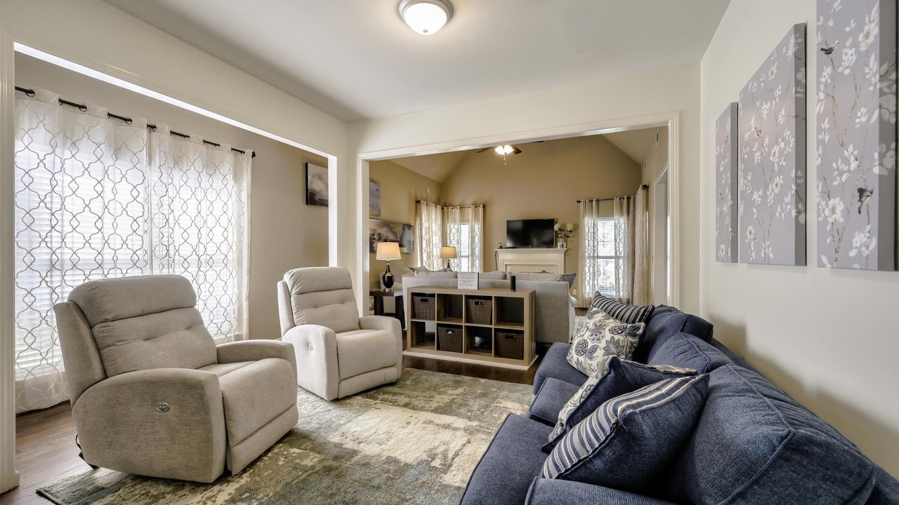 Photo of Livingroom in New Castle
