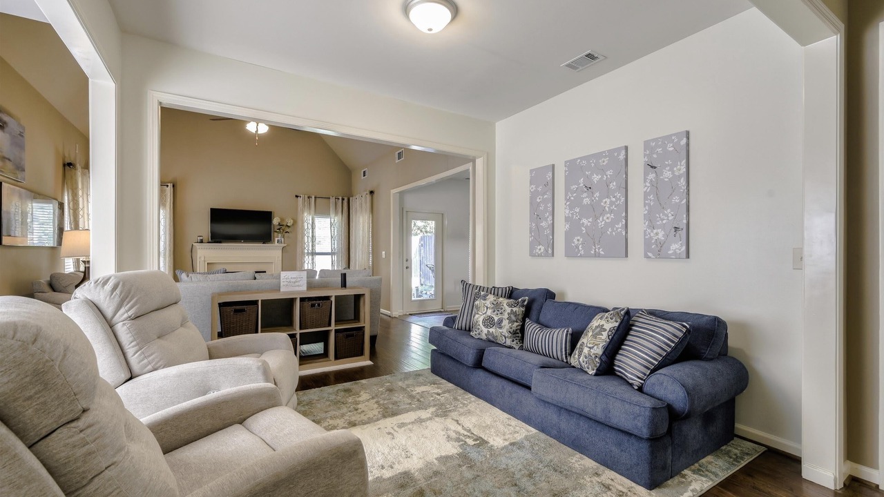 Photo of Livingroom in New Castle