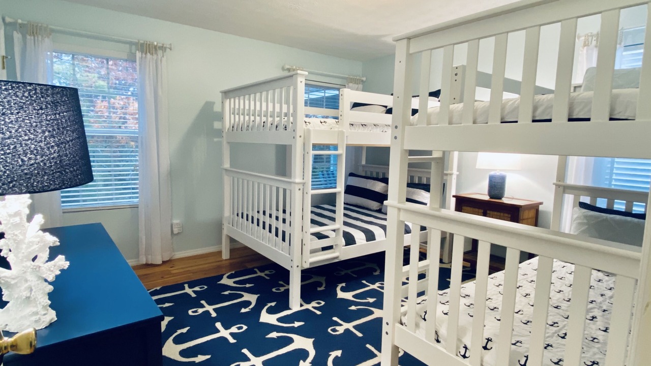Photo of Bedroom in Gulfview Heights