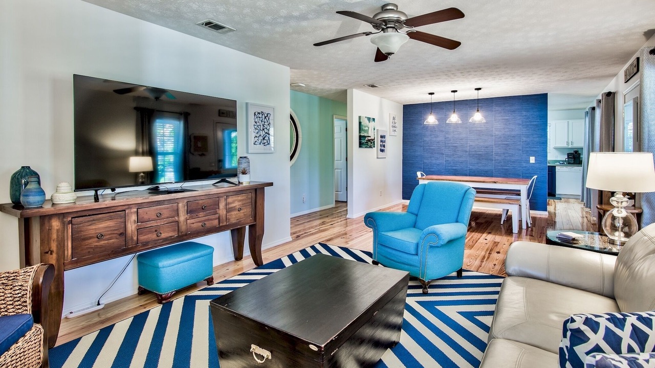 Photo of Livingroom in Gulfview Heights
