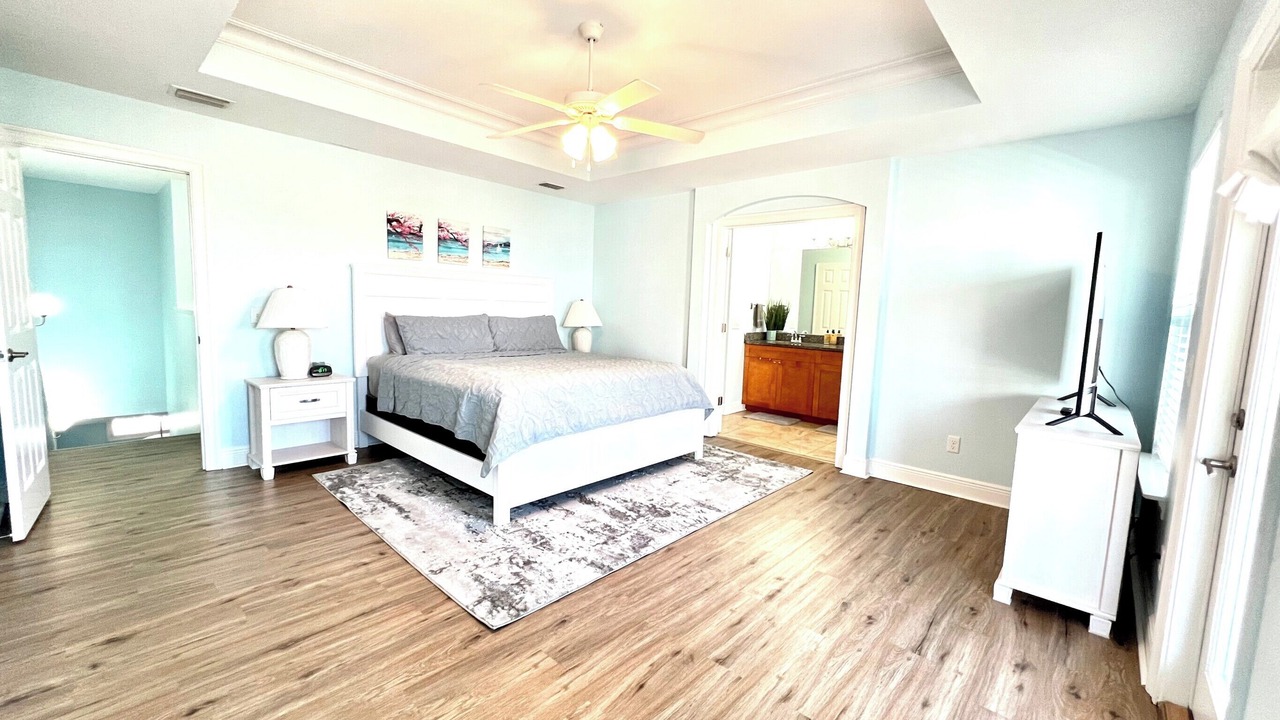 Photo of Bedroom in Crescent Beach