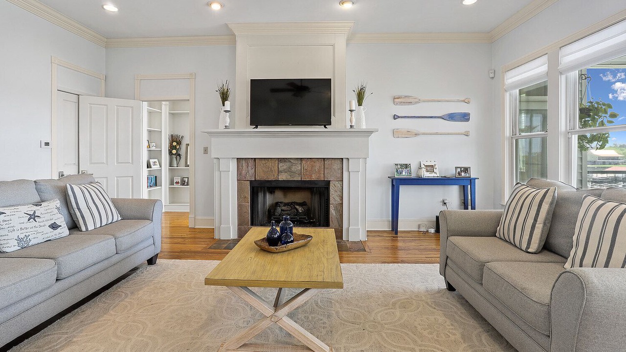 Photo of Livingroom in New Roads