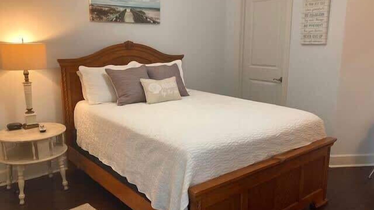 Photo of Bedroom in Biloxi