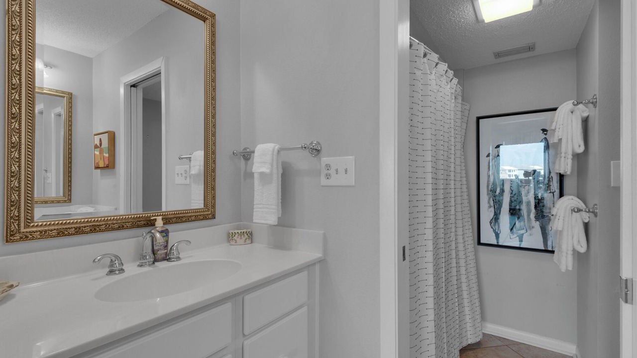 Photo of Bathroom in Holiday Isle