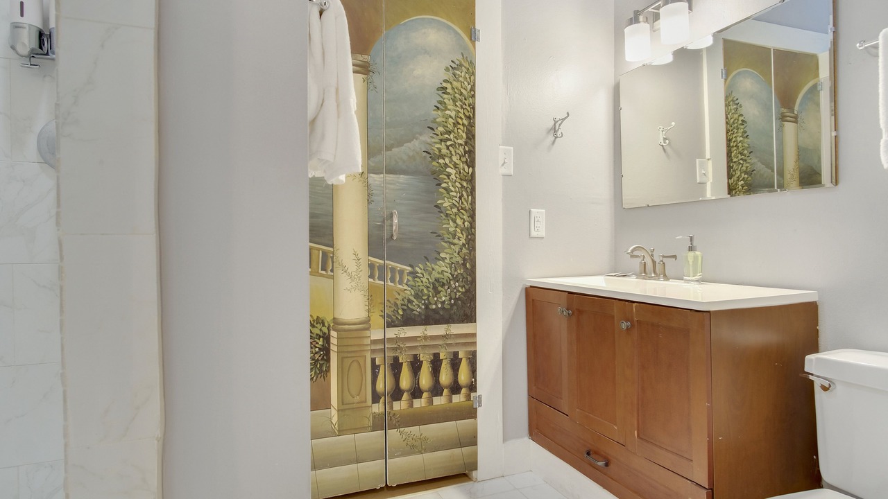 Photo of Bathroom in Treme