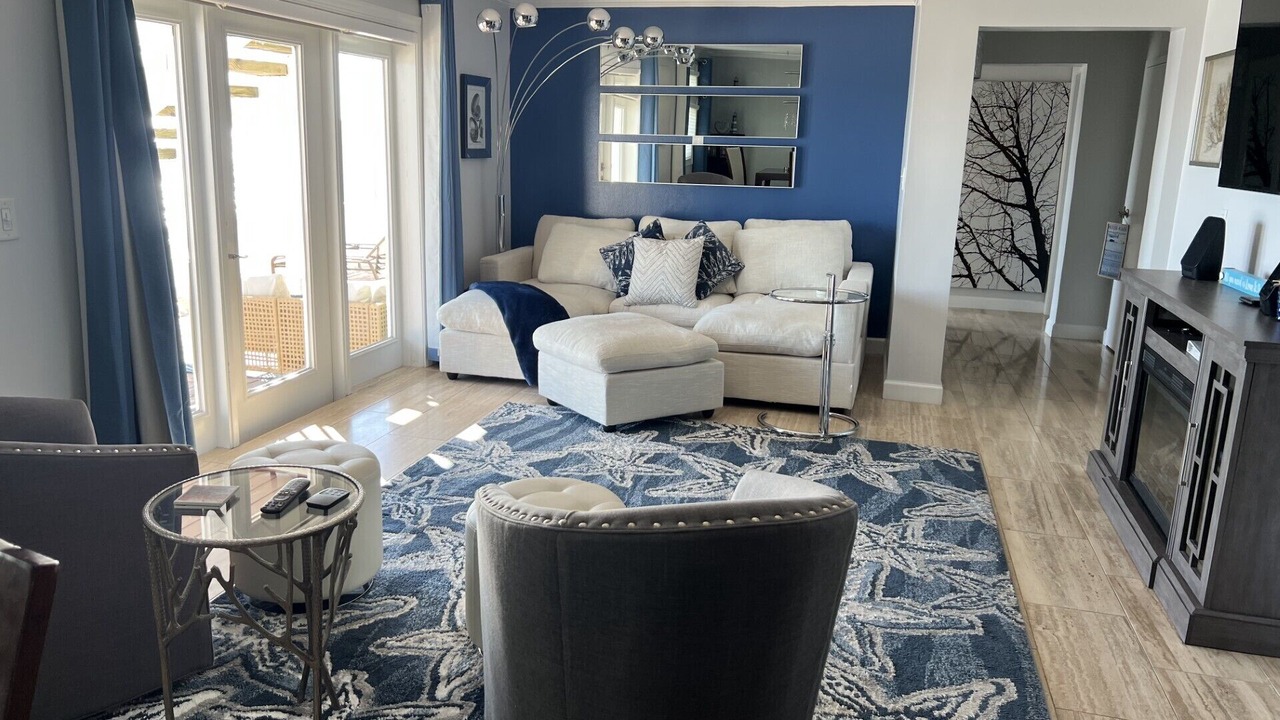 Photo of Livingroom in Coquina Key