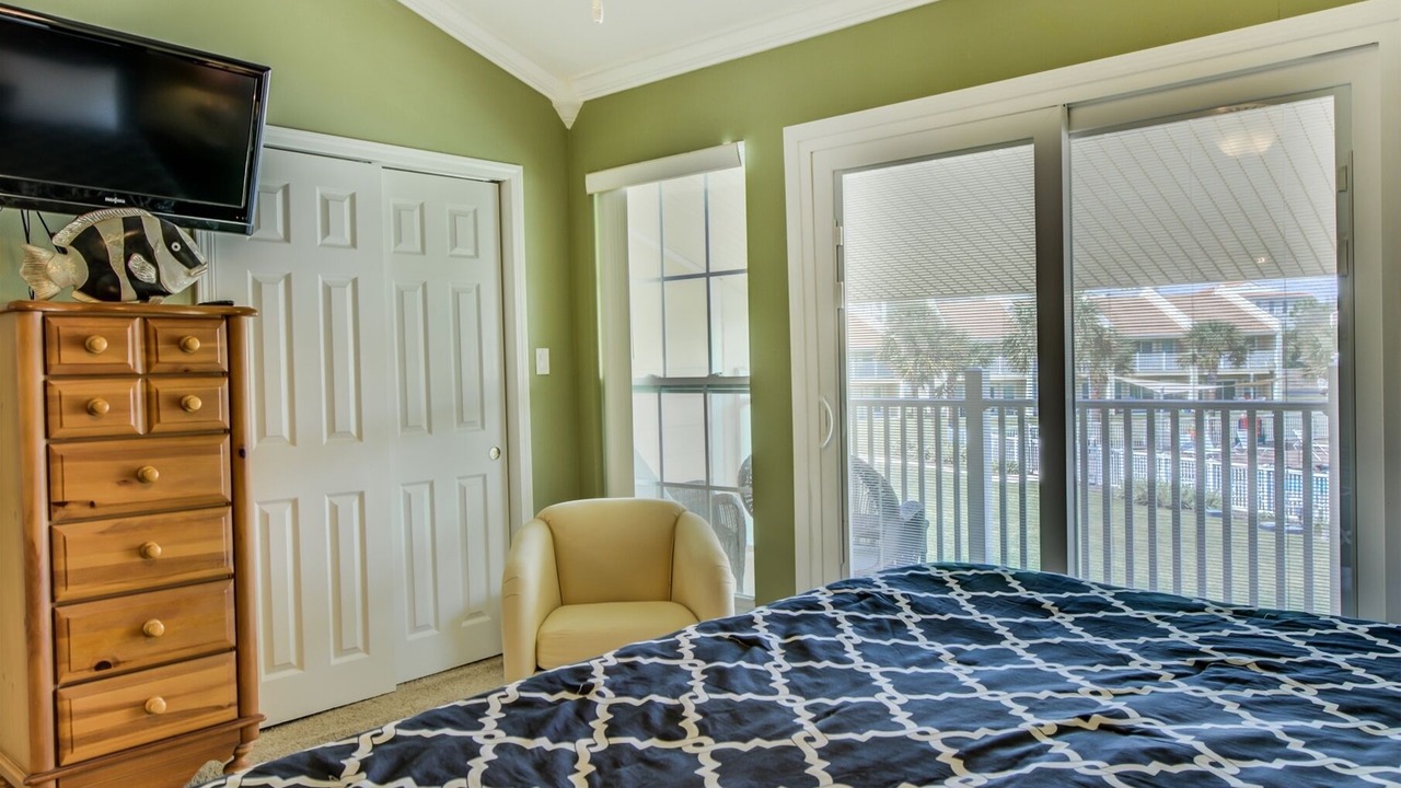 Photo of Bedroom in Miramar Beach