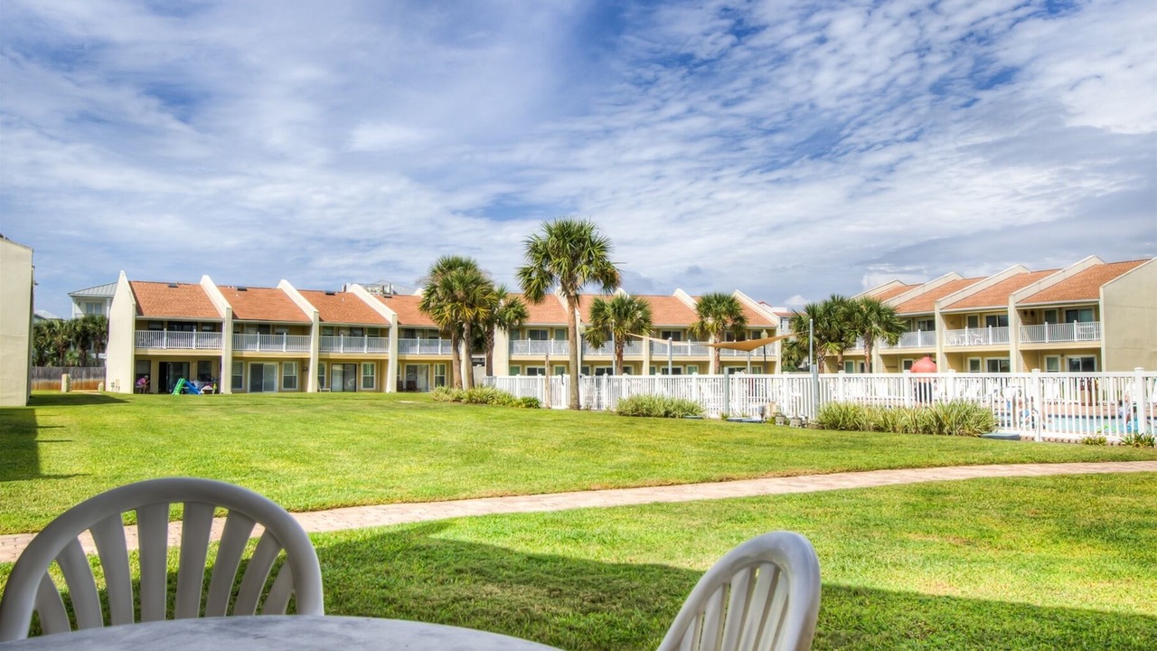 Photo of Patio Balcony in Miramar Beach
