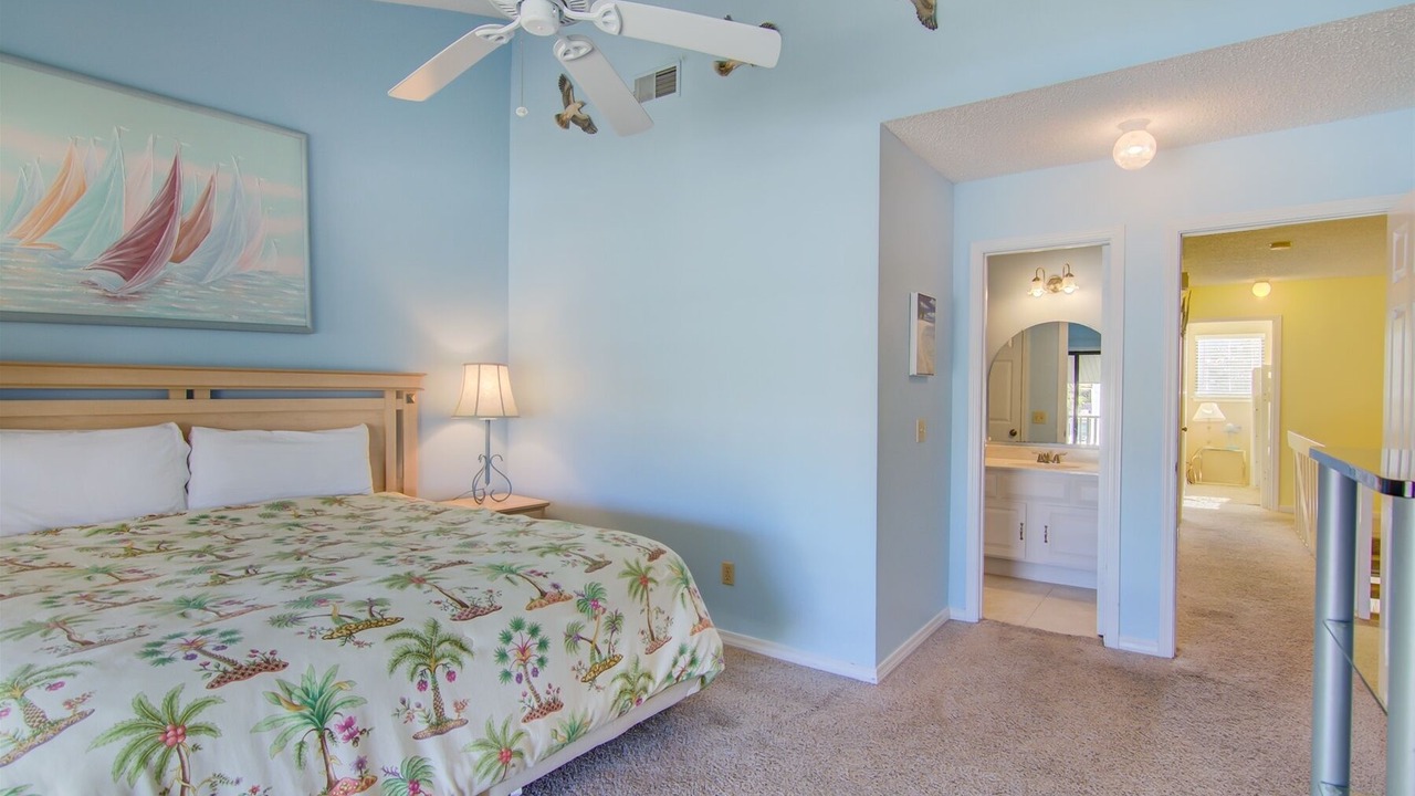 Photo of Bedroom in Miramar Beach