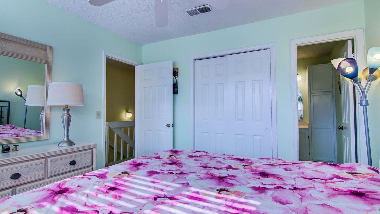 Photo of Bedroom in Miramar Beach