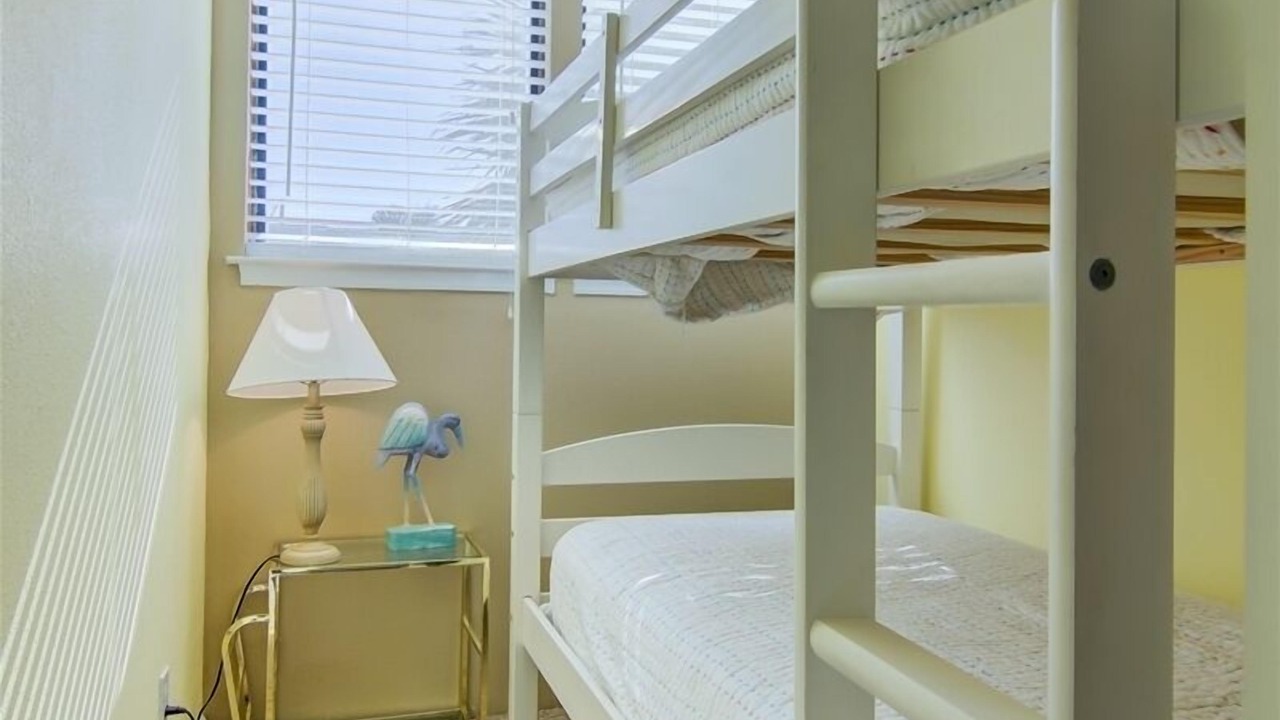 Photo of Bedroom in Miramar Beach