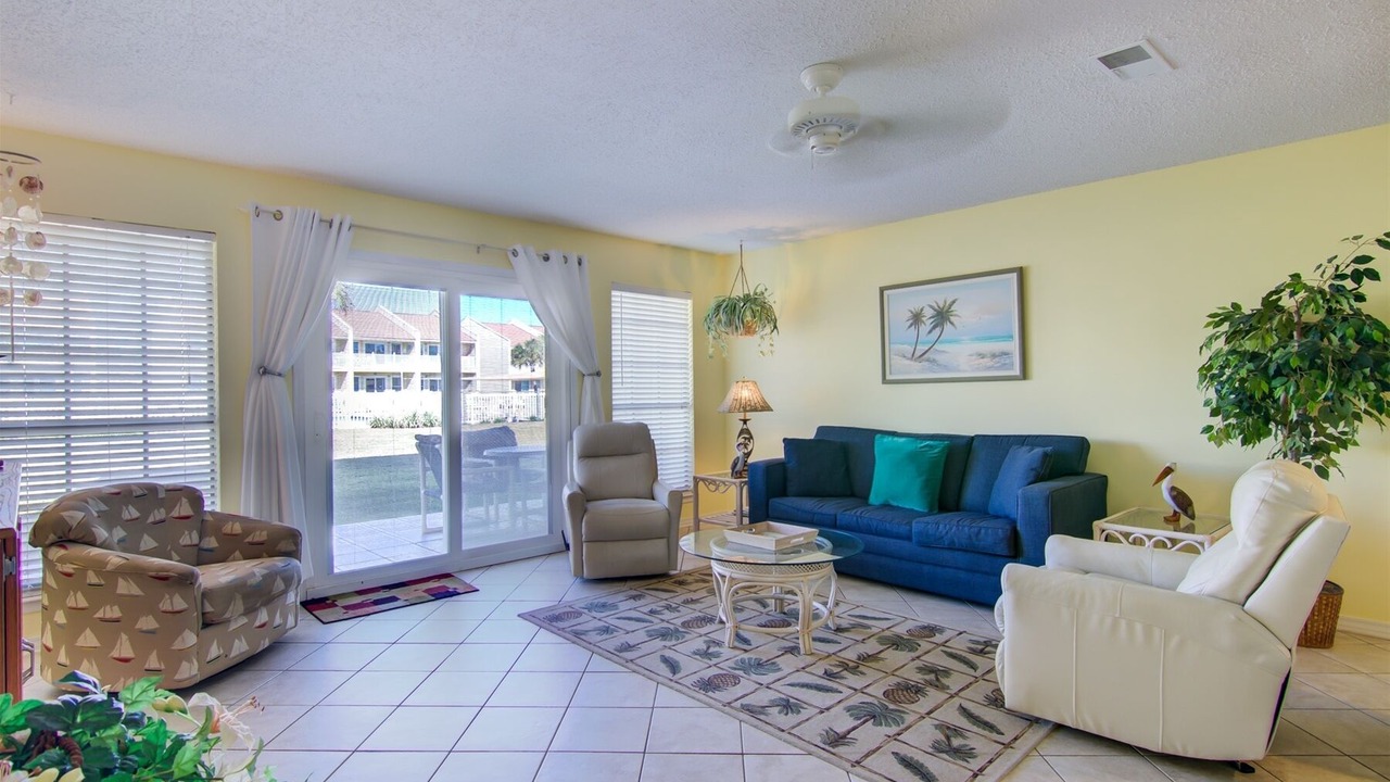 Photo of Livingroom in Miramar Beach