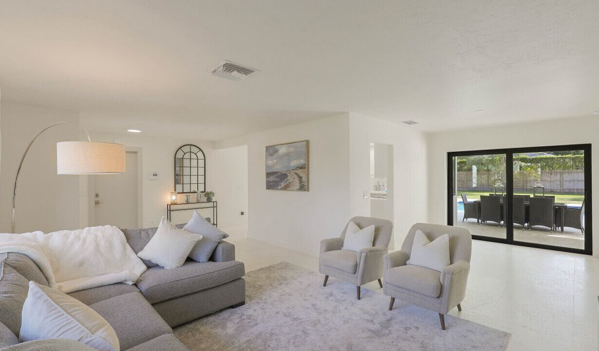 Photo of Livingroom in Moorings