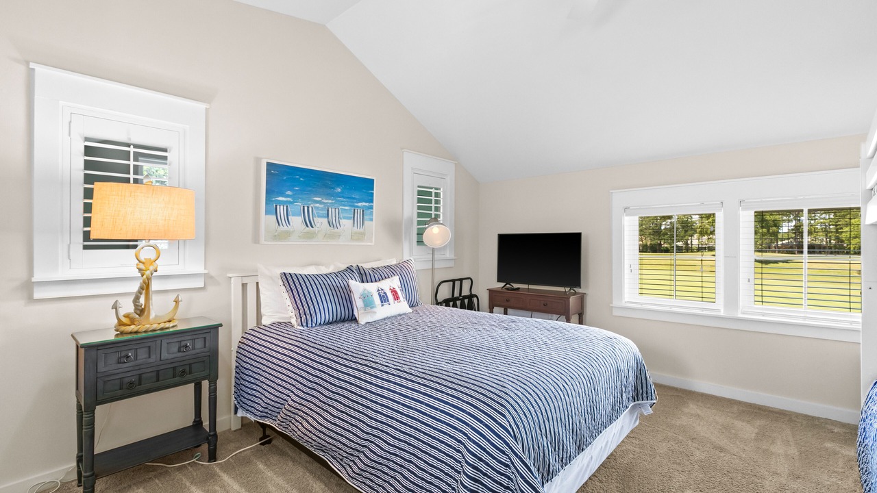 Photo of Bedroom in Laurel Grove