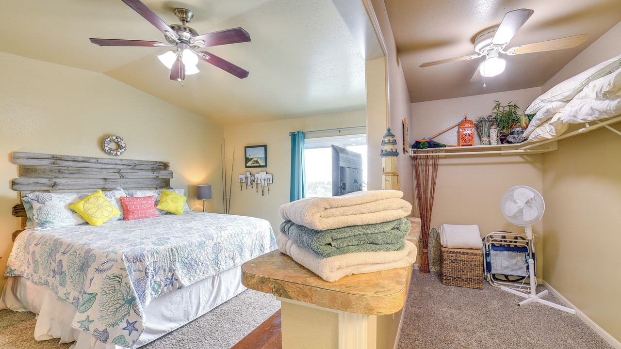 Photo of Bedroom in Galveston