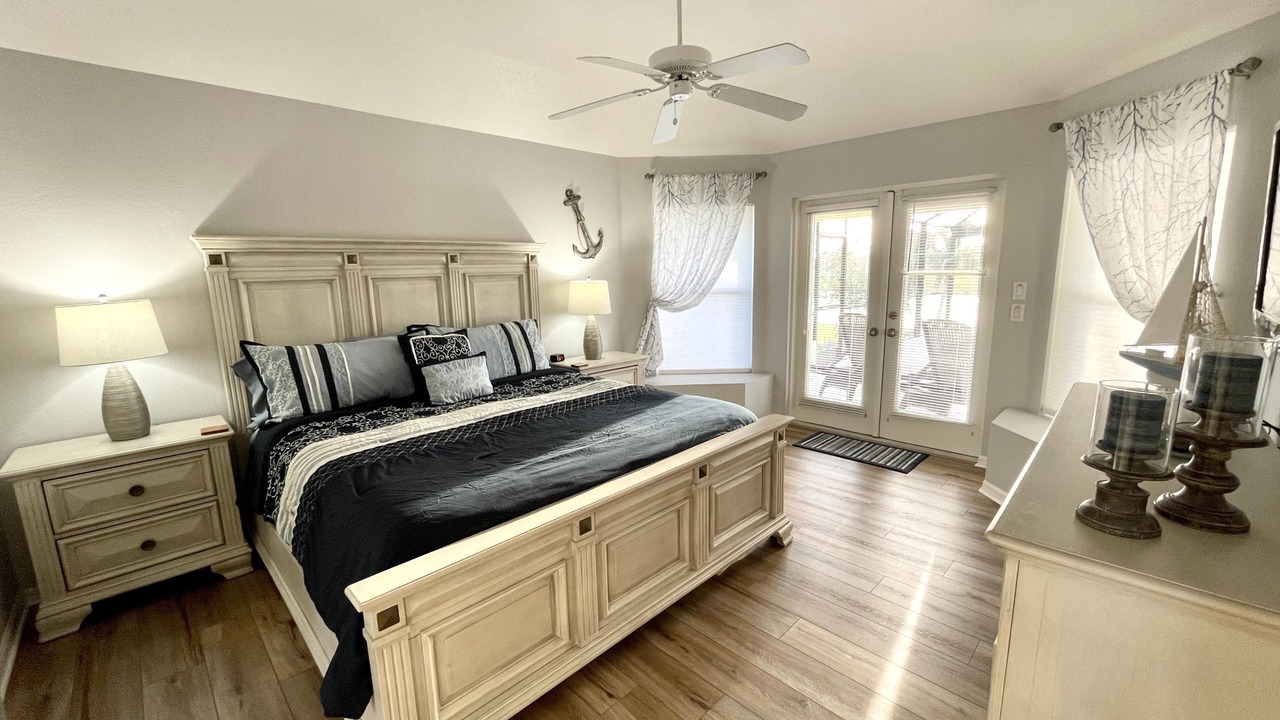 Photo of Bedroom in Pine Valley