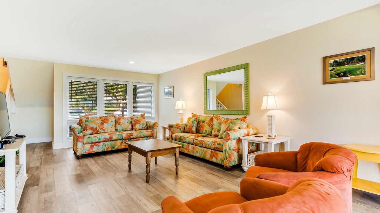 Photo of Livingroom in Upper Grand Lagoon