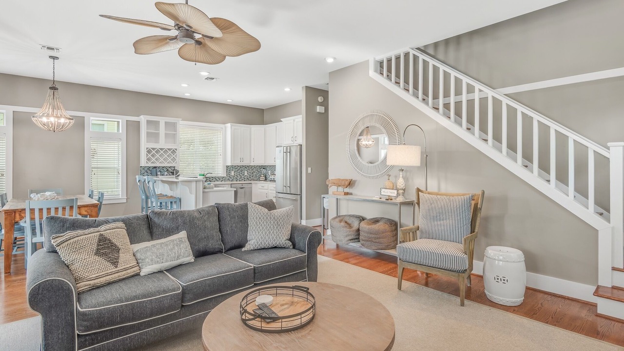 Photo of Livingroom in Crystal Shores