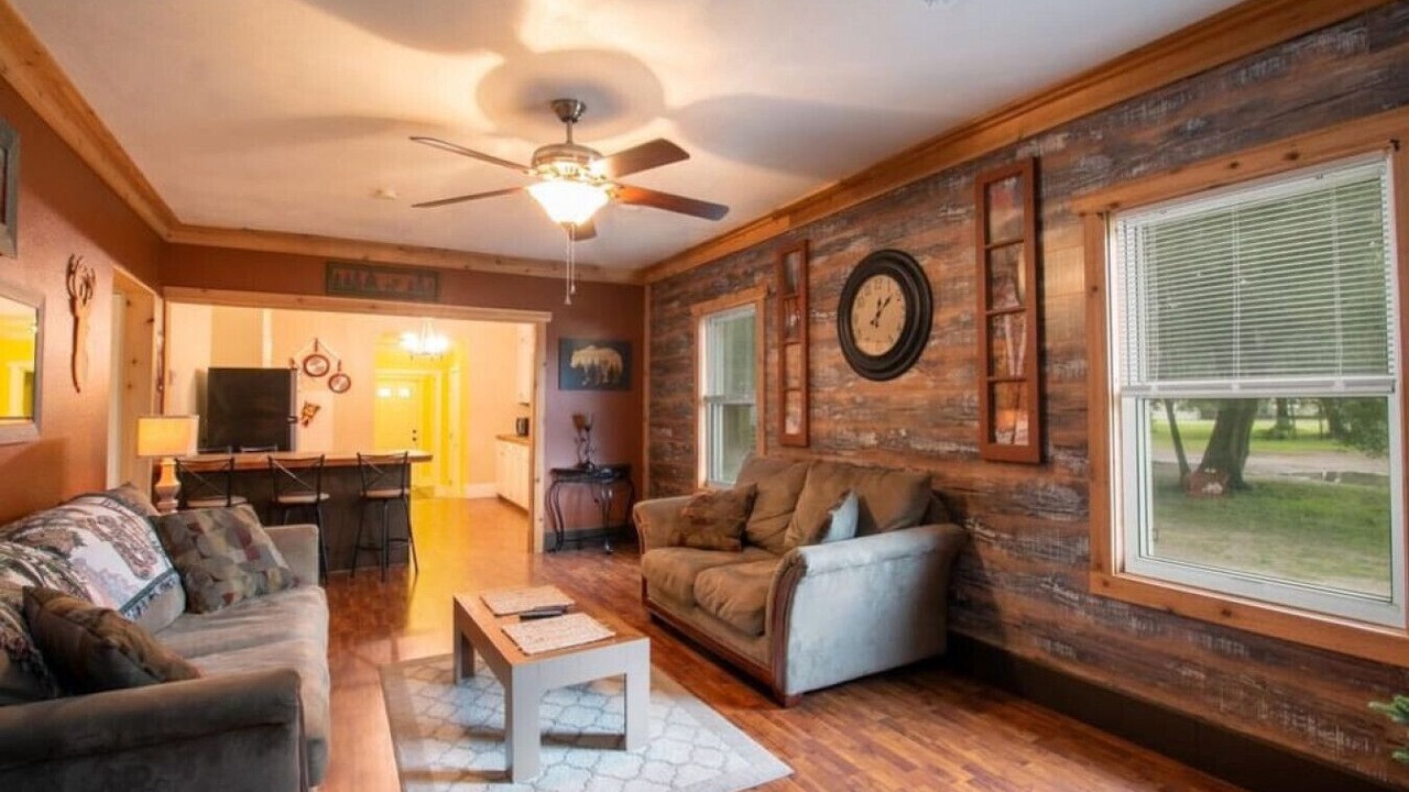 Photo of Livingroom in Mississippi City