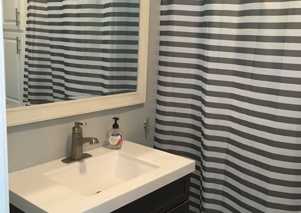 Photo of Bathroom in Scroggins