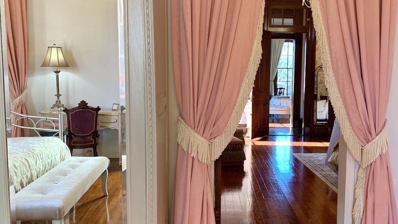 Photo of Bedroom in Faubourg Marigny