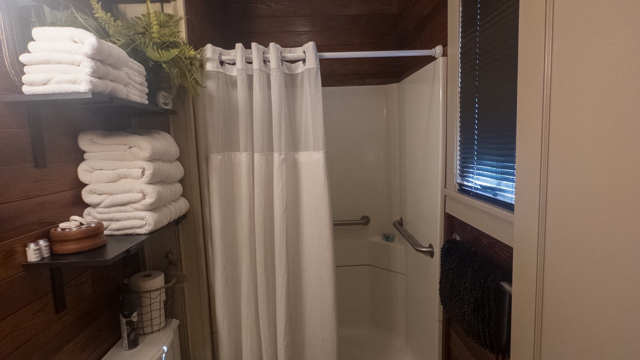 Photo of Bathroom in Natchez