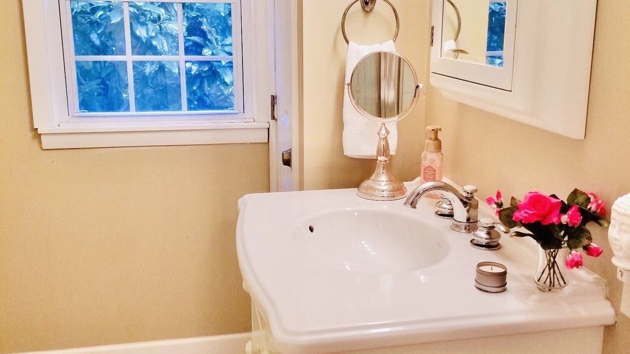 Photo of Bathroom in Fort Payne