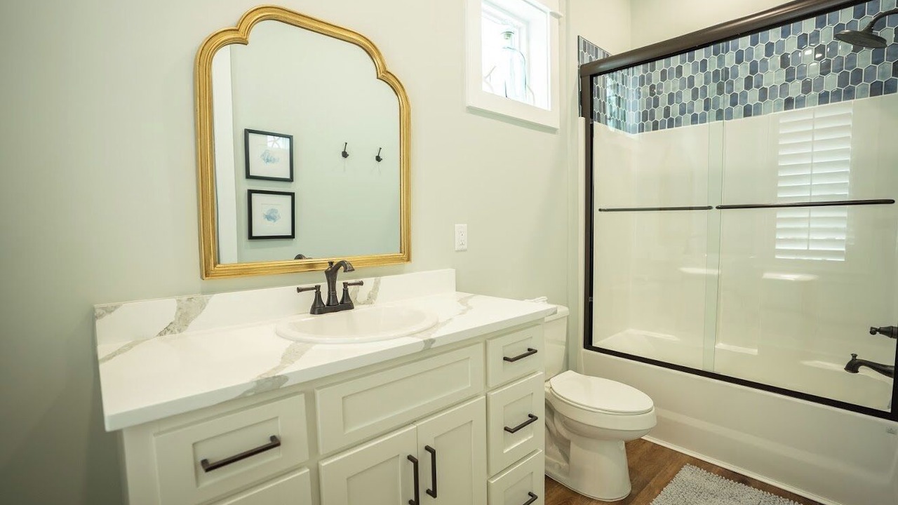 Photo of Bedroom in Laguna Beach Estates