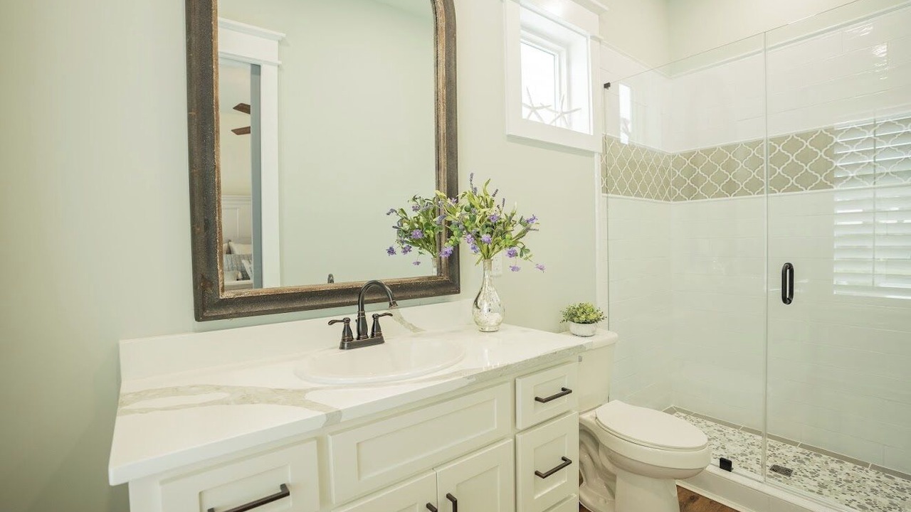 Photo of Bedroom in Laguna Beach Estates