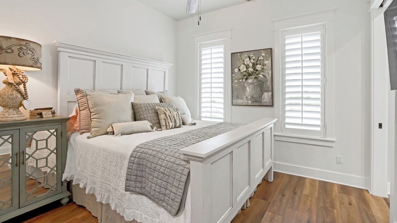 Photo of Bedroom in Laguna Beach Estates