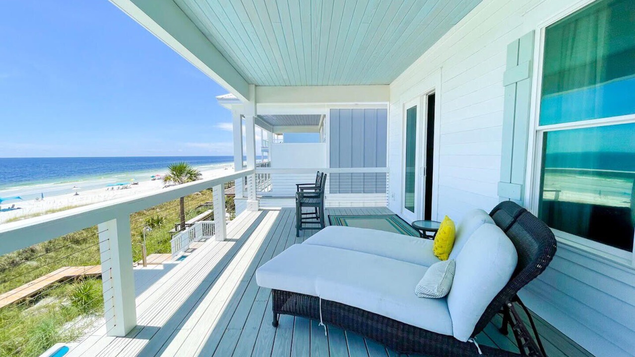 Photo of Patio Balcony in Laguna Beach Estates