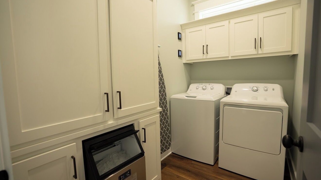 Photo of Bedroom in Laguna Beach Estates
