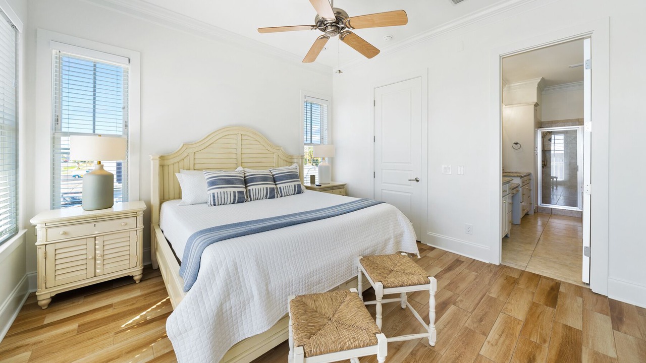 Photo of Bedroom in Miramar Beach