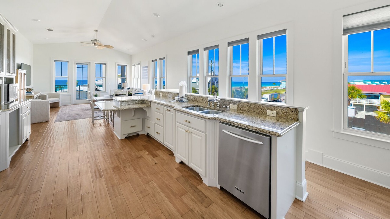 Photo of Kitchen in Miramar Beach