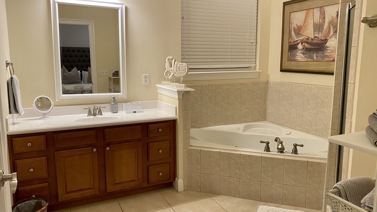 Photo of Bathroom in Bahama Beach