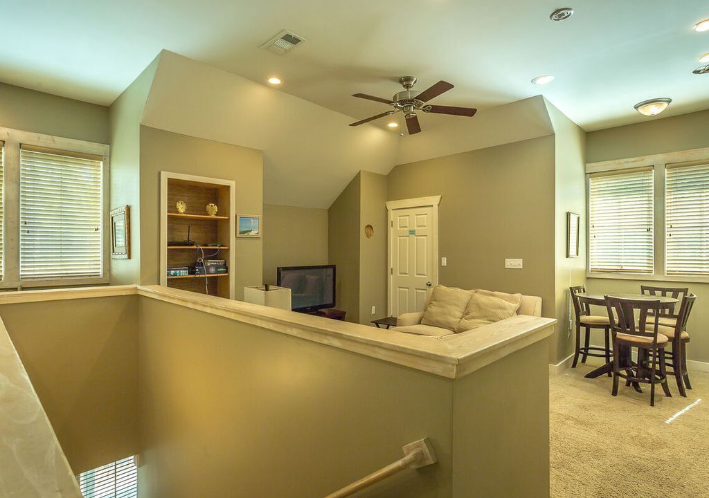 Photo of Livingroom in Panacea