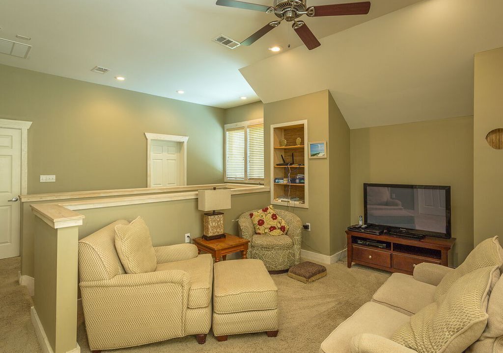 Photo of Livingroom in Panacea