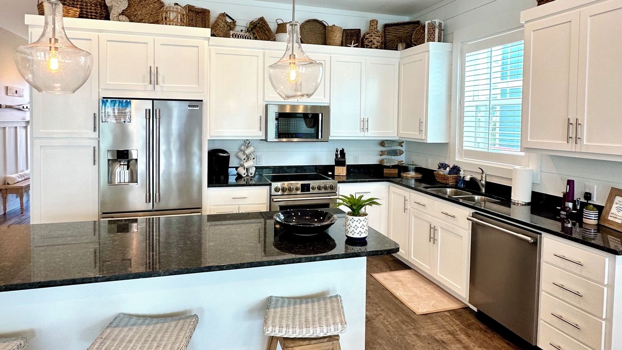 Photo of Kitchen in Silver Sands Beach