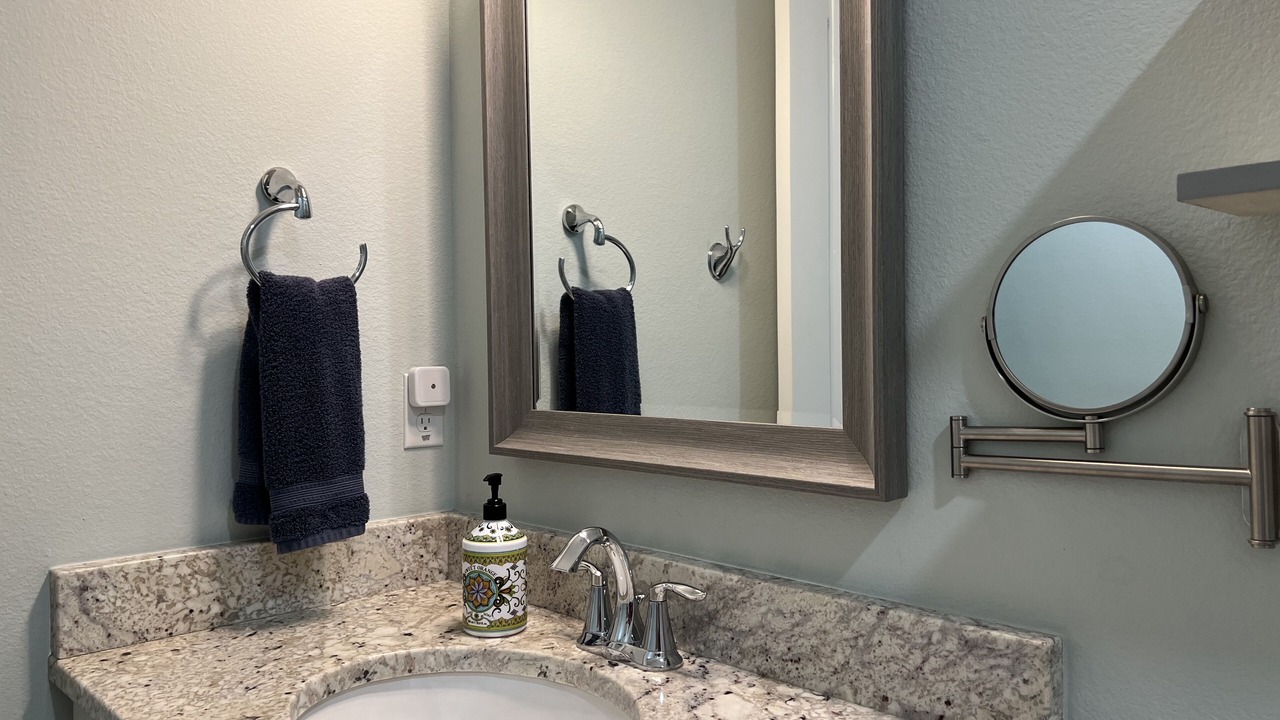 Photo of Bathroom in Marineland Acres