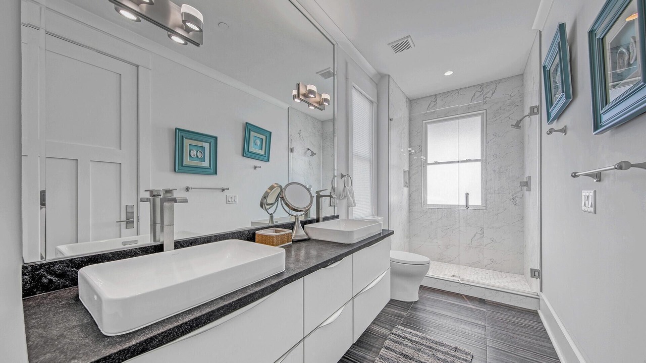 Photo of Bathroom in Inlet Beach