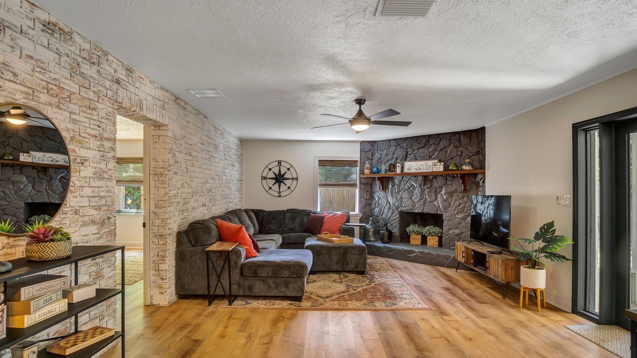 Photo of Livingroom in Coquina Key