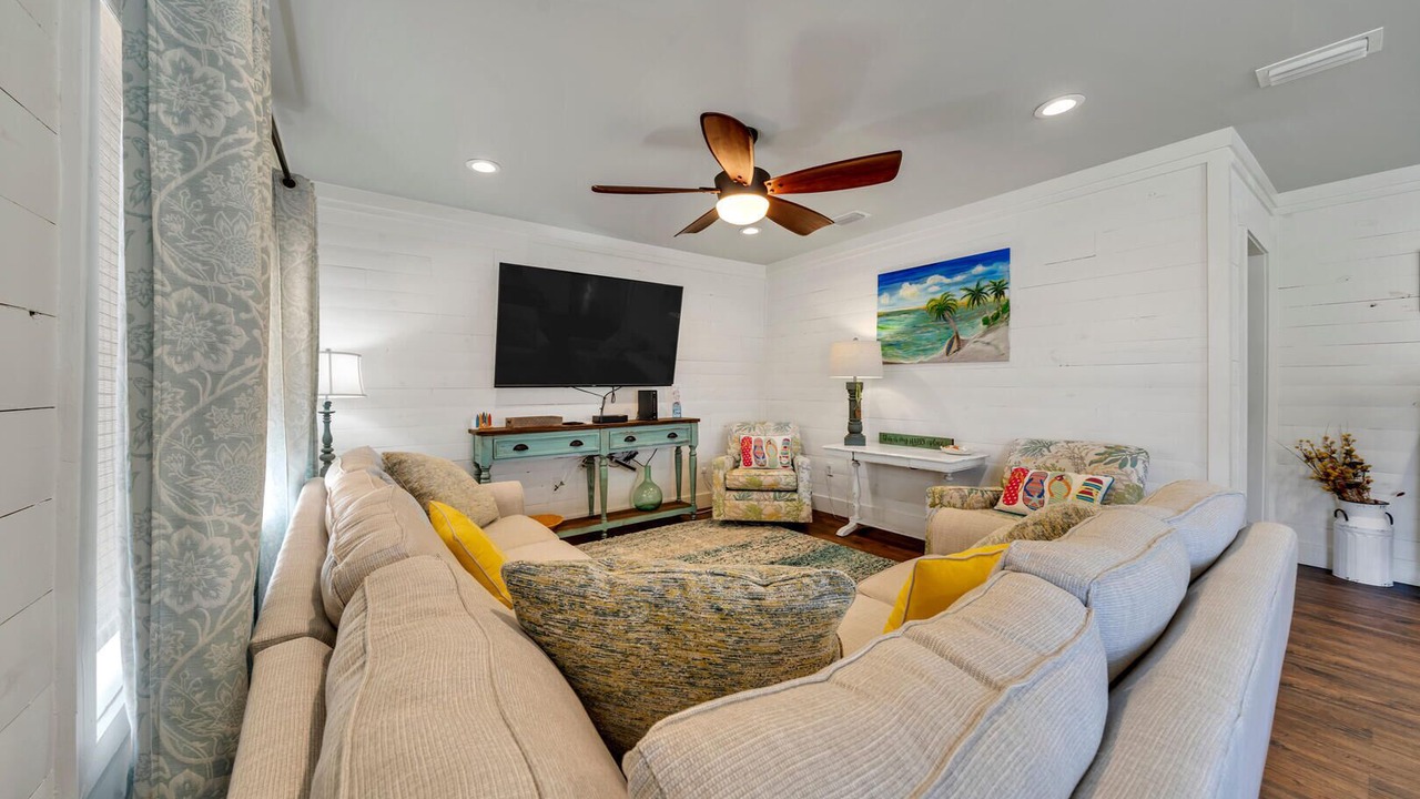 Photo of Livingroom in Bel Air