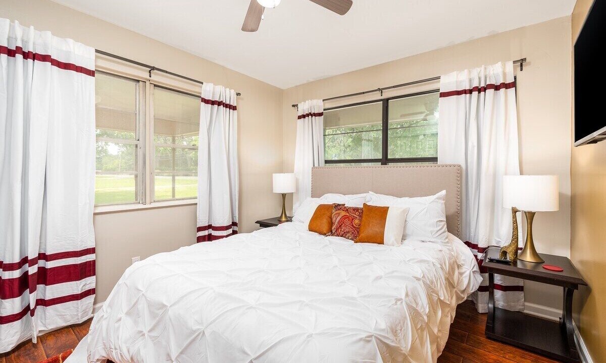 Photo of Bedroom in Alexandria