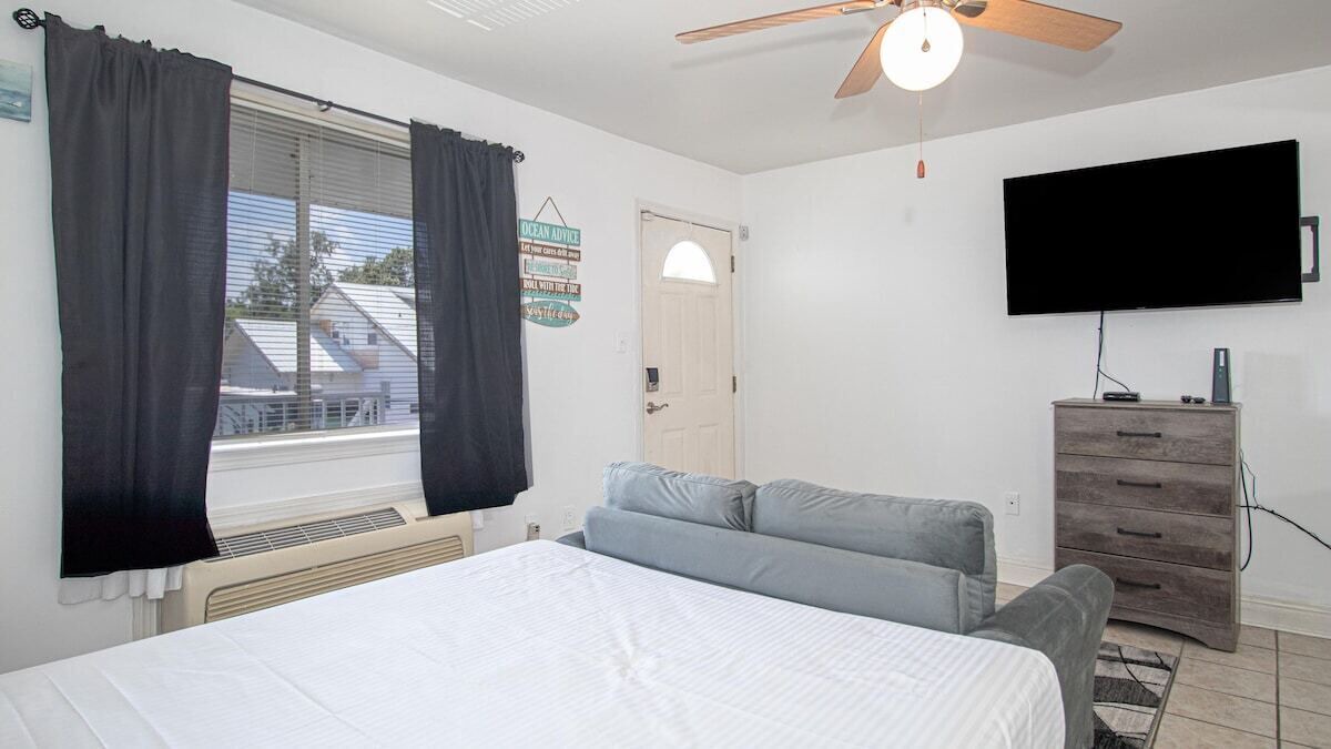 Photo of Bedroom in Biloxi