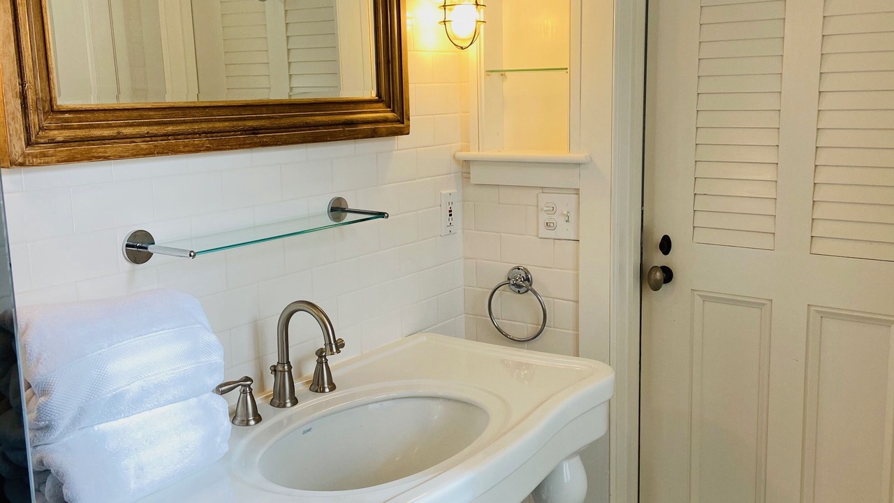 Photo of Bathroom in Seaside