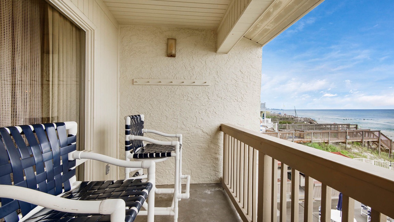 Photo of Patio Balcony in Fort Bay