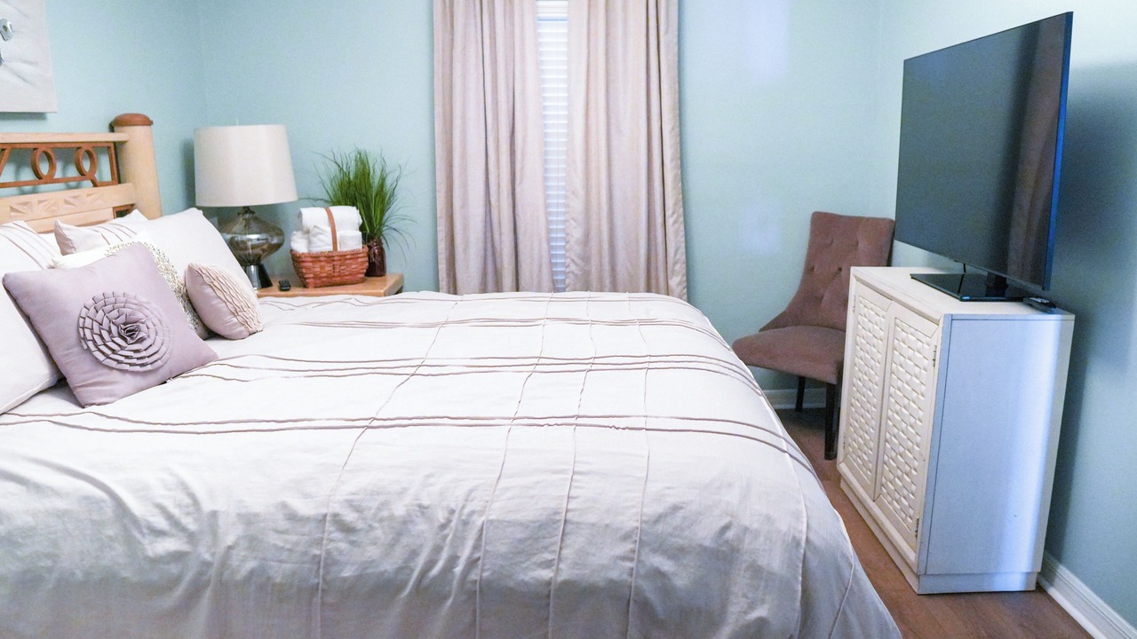 Photo of Bedroom in Navarre Beach
