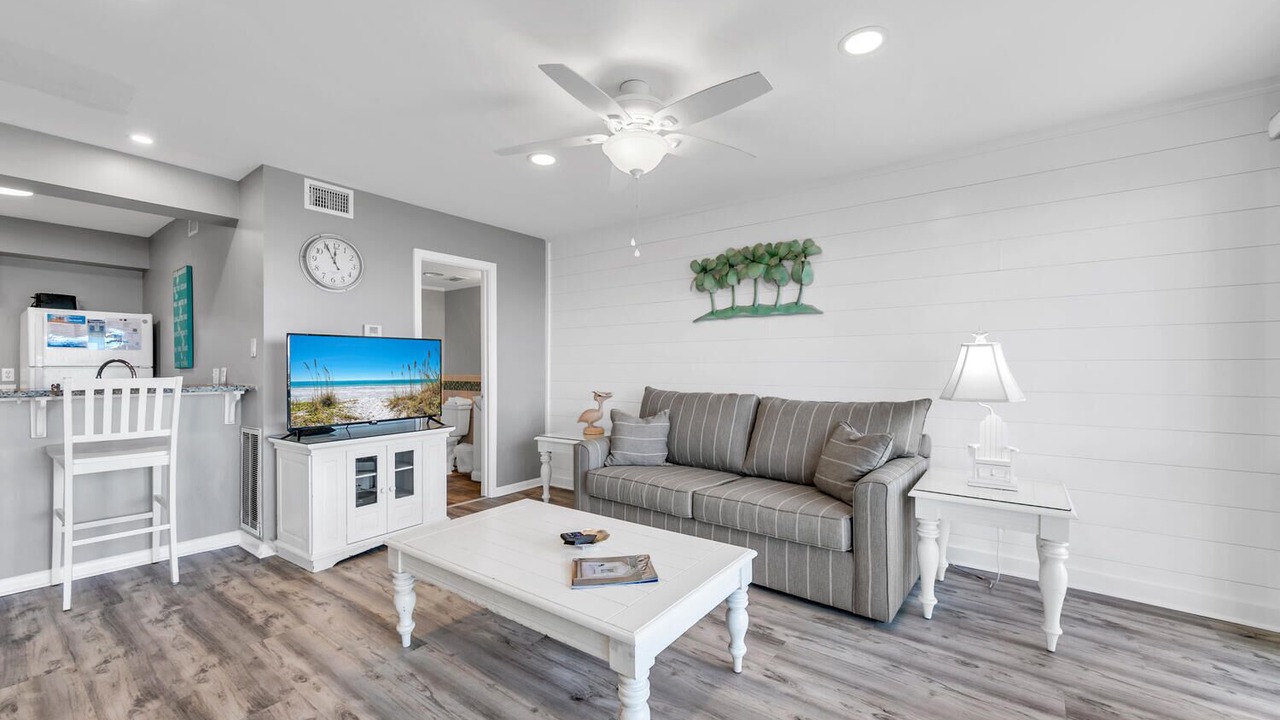 Photo of Livingroom in Fort Bay