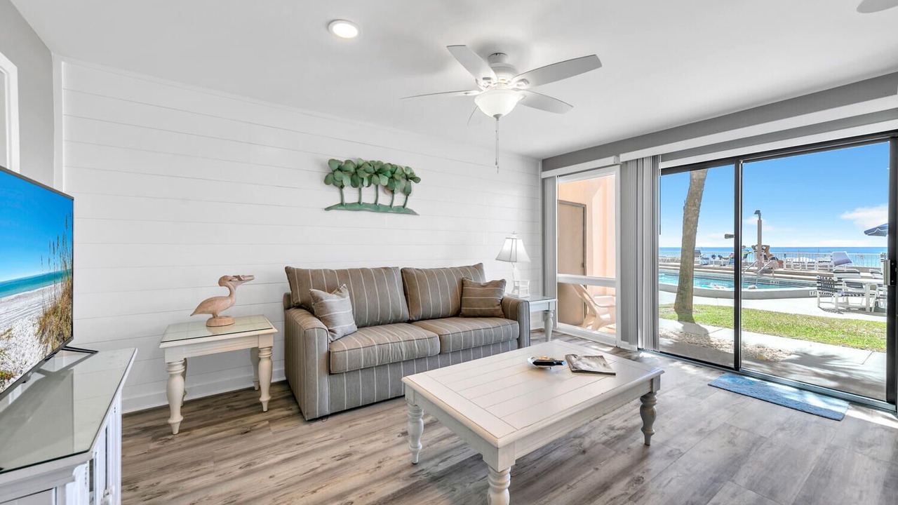 Photo of Livingroom in Fort Bay
